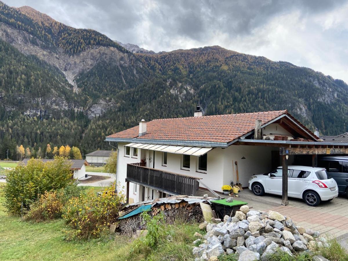 Ferienwohnung Im Herzen Graubuendens Surava Εξωτερικό φωτογραφία